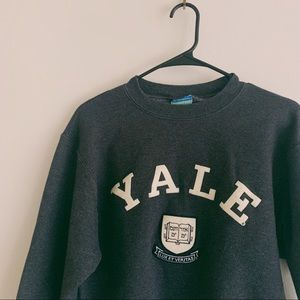 Champion Yale crewneck sweatshirt size small